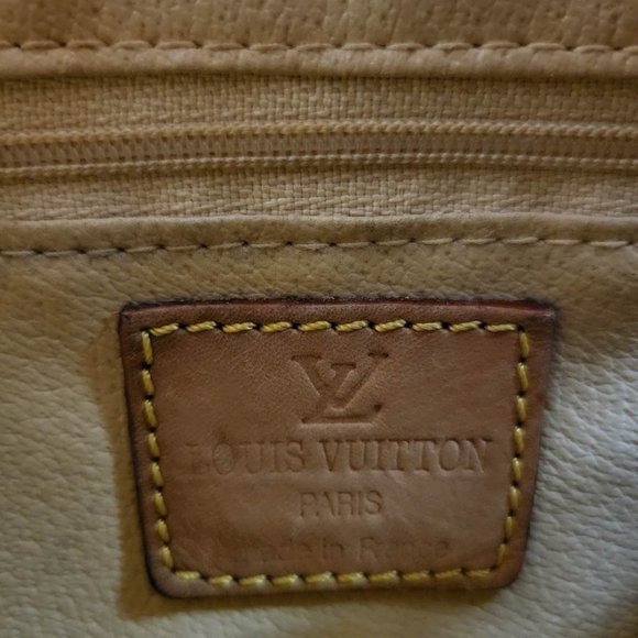 Louis Vuitton Looping GM Monogram Shoulder Tote Bag - Picture 5 of 7